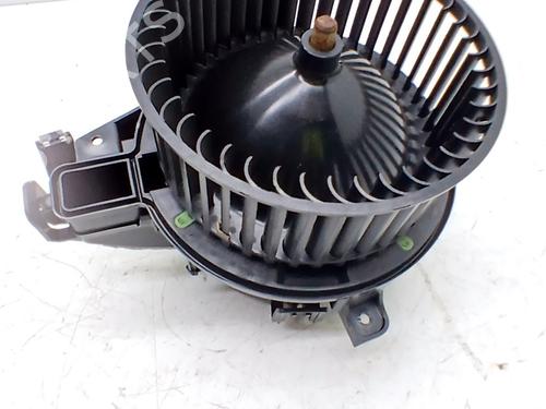 Used Heater blower motor Heater blower motor AUDI A1 Sportback (GBA) 30 TFSI (116 hp) 33765318 33765318