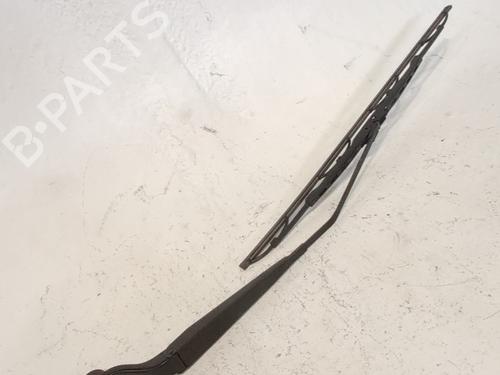 Used Front windshield wiper arm Front windshield wiper arm 37437498 37437498