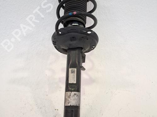 Used Right front shock absorber VW GOLF VII (5G1, BQ1, BE1, BE2) 1.4 TSI (125 hp) 25834046