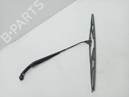 Used Front windshield wiper arm MITSUBISHI OUTLANDER II (CW_W) 2.0 DI-D (CW8W) (140 hp) 23352630