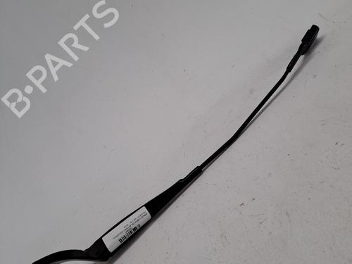 Used Front windshield wiper arm PEUGEOT 208 I (CA_, CC_) 1.5 BlueHDI 100 (102 hp) 24848730