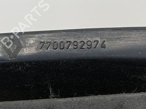 Left taillight RENAULT 21 (B48_) 1.7 (B48E) | BP25465066C34 