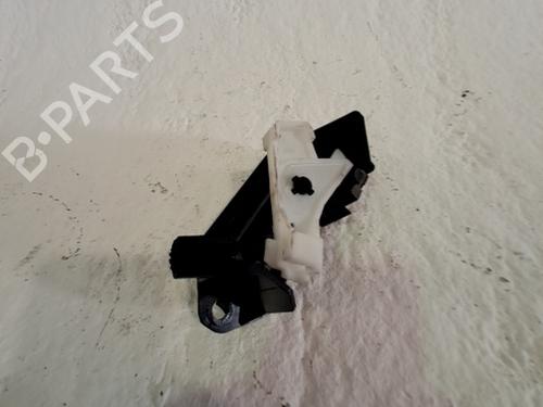 Used Tailgate handle TOYOTA COROLLA (_E12_) 1.6 VVT-i (ZZE121_, ZZE121R) (110 hp) 29558238