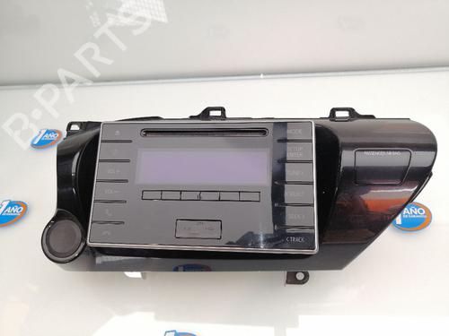 Radio TOYOTA HILUX VIII Pickup (_N1_) 2.4 D 4WD (GUN125_, GUN125R) (150 hp) 26315697