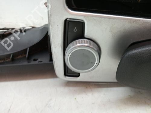 Armrest / Center console MERCEDES-BENZ C-CLASS (W204) C 320 CDI (204.022) | BP23357058I20 
