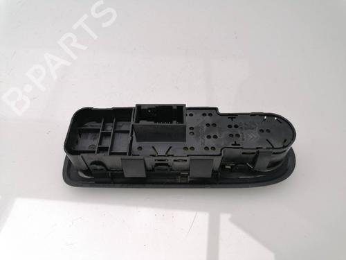 Used Left front window switch PEUGEOT 308 I (4A_, 4C_) 1.6 HDi (90 hp) 23379540