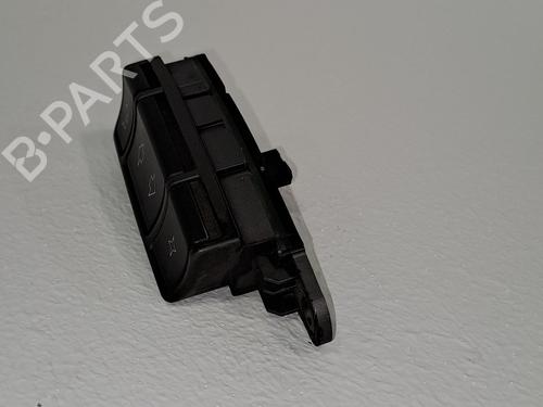Used Steering wheel controls BMW 7 (E65, E66, E67) 730 d (218 hp) 23373559