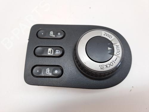 Switch NISSAN QASHQAI I (J10, NJ10) 2.0 dCi All-wheel Drive | BP23360724I30