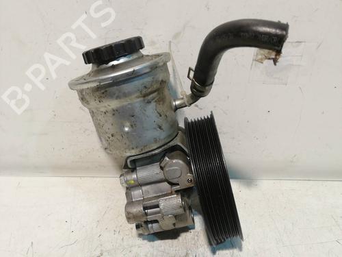 Styring servopumpe TOYOTA AVENSIS Saloon (_T25_) 2.0 D-4D (CDT250_, CDT250R) (116 hp) 24974819