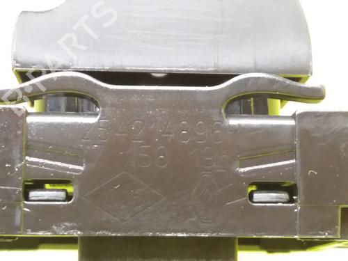 Used Right rear window switch RENAULT MEGANE IV Hatchback (B9A/M/N_) 1.2 TCe 130 (B9MR) (130 hp) 23404887