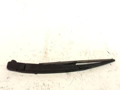 Used Rear windshield wiper arm Rear windshield wiper arm PEUGEOT 208 II (UB_, UP_, UW_, UJ_) e-208 (136 hp) 33772357 33772357