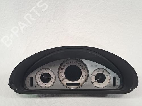 Used Instrument cluster MERCEDES-BENZ CLK (C209) CLK 220 CDI (209.308) (150 hp) 25783790