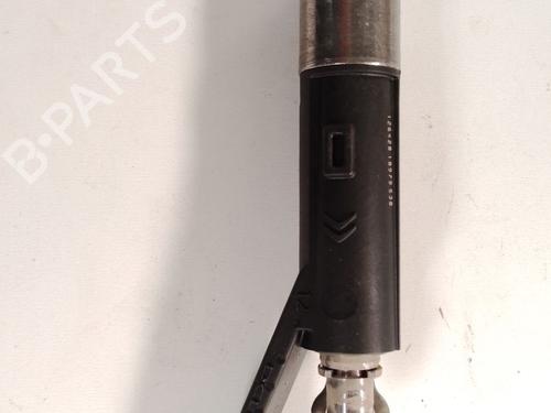 Used Injector PEUGEOT 2008 II (UD_, US_, UY_, UJ_, UR_, UC_) 1.2 PureTech 100 (USHNK) (101 hp) 29051938
