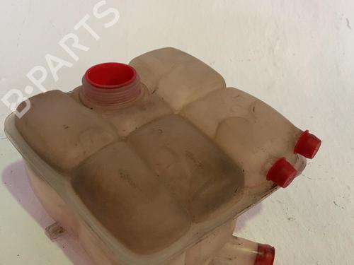 expansion-tank-ford-focus-iii-2010-2011-2012-2013-2014-2015-2016-2017-2018-2019-2020-37288712 main image