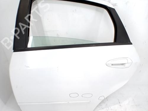 Used Left rear door Left rear door FIAT LINEA (323_, 110_) 1.3 D Multijet (323AXB11, 323AXB1A) (90 hp) 33760452 33760452