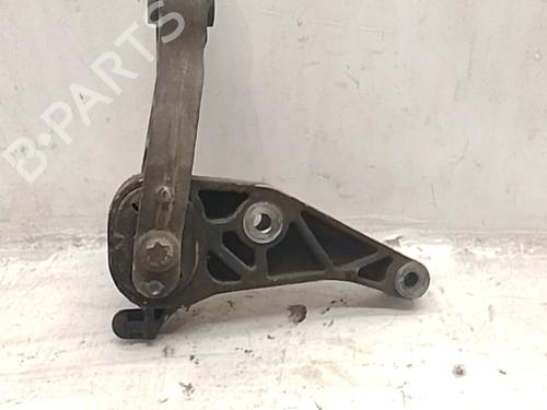 Used Engine mount Engine mount OPEL CORSA C (X01) 1.3 CDTI (F08, F68) (70 hp) 34507980 34507980