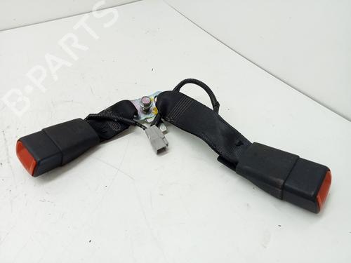 Used Seat buckle TOYOTA YARIS (_P13_) 1.5 Hybrid (NHP130_, NHP130) (101 hp) 28959746