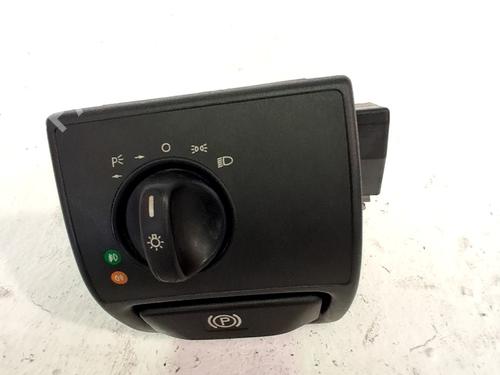 Used Headlight switch Headlight switch MERCEDES-BENZ CLK Convertible (A208) CLK 200 (208.435) (136 hp) 33772448 33772448