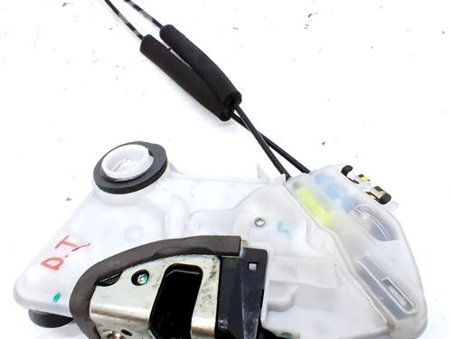 front-left-lock-toyota-corolla-estate-_e21_-2019-33763495 main image