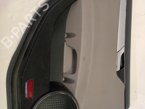 Forra trás esquerda Forra trás esquerda MERCEDES-BENZ C-CLASS (W204) C 220 CDI (204.008) (170 hp) 36523767 36523767