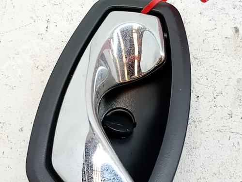 Used Rear left interior door handle Rear left interior door handle 37713469 37713469