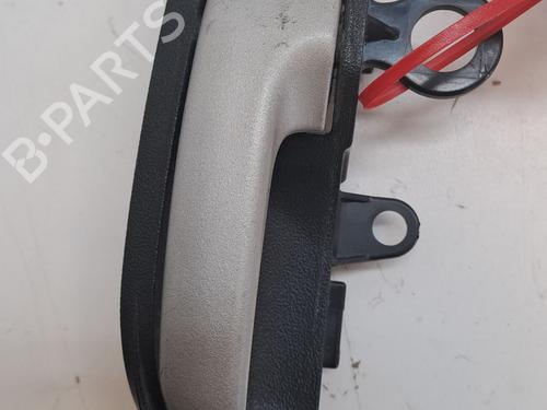 Used Front left interior door handle TOYOTA YARIS (_P1_) 1.4 D-4D (NLP10_, NLP10R) (75 hp) 28163867