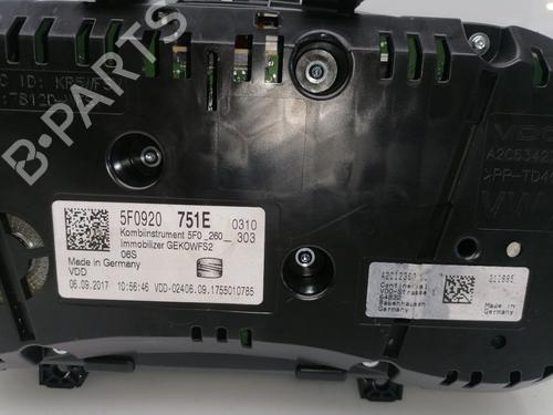Instrument cluster SEAT LEON ST (5F8) 1.6 TDI | BP25433686C47