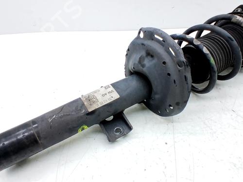 Højre fortil støddæmper VW POLO VI (AW1, BZ1, AE1) 1.0 TSI (95 hp) 32257398