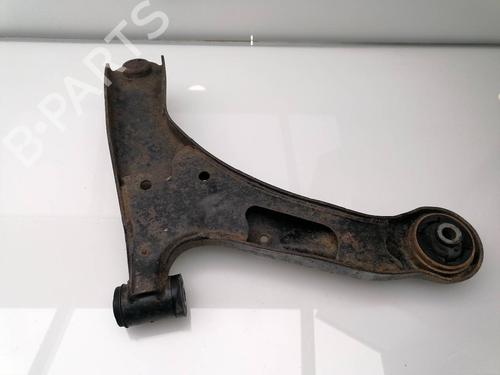 Used Left front suspension arm SUZUKI GRAND VITARA II (JT, TE, TD) 1.9 DDiS All-wheel Drive (JT419, TD44, JB419WD, JB419XD,... (129 hp) 23937139