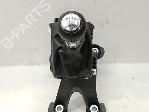 gear-lever-mazda-cx-30-dm-2019-40549173 main image