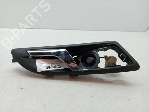 Used Front right interior door handle SKODA YETI (5L) 1.2 TSI (105 hp) 23352899