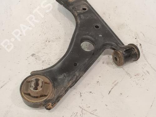 Venstre fortil bærearm Venstre fortil bærearm FIAT FIORINO Box Body/MPV (225_) 1.3 D Multijet (225BXD1A, 225BXB1A, 225BXB11) (75 hp) 37245543 37245543
