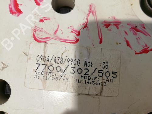 Instrument cluster RENAULT TRAFIC II Van (FL) 1.9 dCi 80 (FL0B) | BP25457023C47 