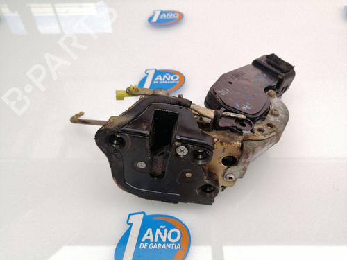 Venstre bagtil lås SUZUKI GRAND VITARA I (FT, HT) 2.0 HDI 110 4x4 (SQ420D, TD82V) (109 hp) 23649889