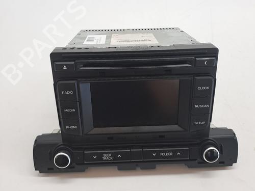 Used Display monitor HYUNDAI ELANTRA VI Saloon (AD, ADA) 1.6 (128 hp) 23286861