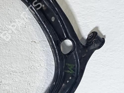Used Right front suspension arm VW TIGUAN (5N_) 2.0 TDI 4motion (150 hp) 30960692