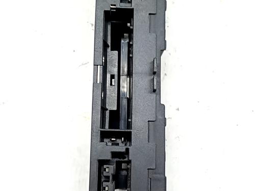 Used Switch MERCEDES-BENZ SLK (R170) 230 Kompressor (170.447) (193 hp) 32289115