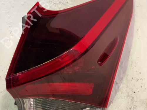 Used Right taillight Right taillight TOYOTA COROLLA Hatchback (_E21_, _EA1_, _EH1_) 1.8 Hybrid (ZWE211, ZWE219) (122 hp) 33765848 33765848