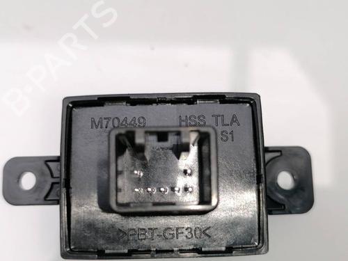Used Switch HONDA CIVIC X Hatchback (FC_, FK_) 2.0 Type-R (FK8) (320 hp) 23940606