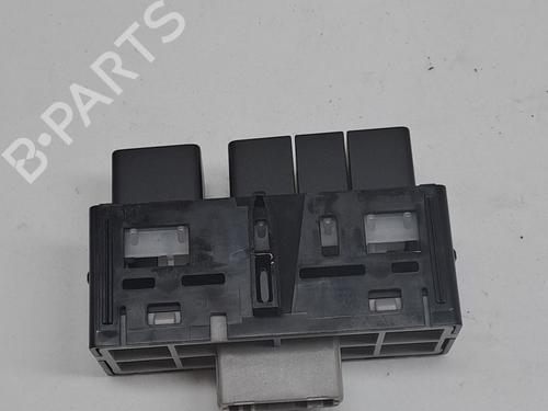 Switch LEXUS IS III (_E3_) 300h (AVE30_, AVE30R) | BP24608125I30 