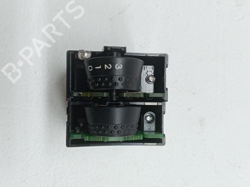 Used Headlight switch KIA CEE'D SW (ED) 1.4 (105 hp) 24515364