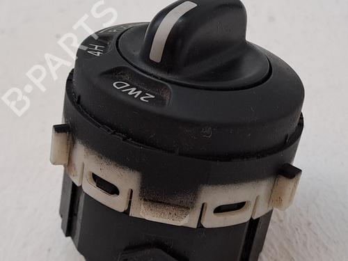 Electronic module NISSAN NAVARA NP300 (D40) 2.5 dCi 4WD | BP25248758M83