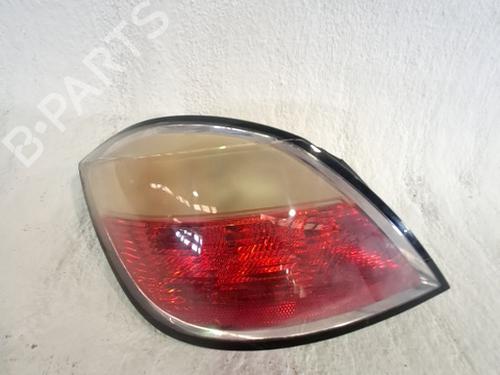 Used Left taillight OPEL ASTRA H (A04) 1.7 CDTI (L48) (100 hp) 30925831