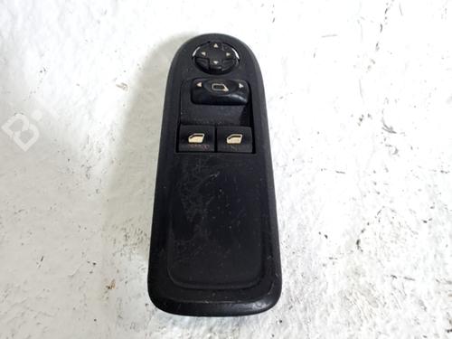 Used Left front window switch PEUGEOT 308 I (4A_, 4C_) 1.6 HDi (90 hp) 32107900