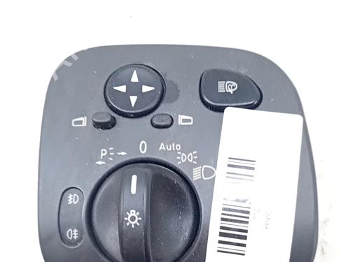 Forlygtekontakt MERCEDES-BENZ C-CLASS (W203) C 200 Kompressor (203.045) (163 hp) 31700765