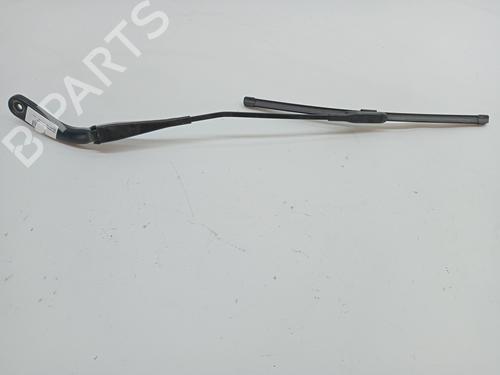 Used Front windshield wiper arm BMW 1 (F20) 118 d (150 hp) 23341850