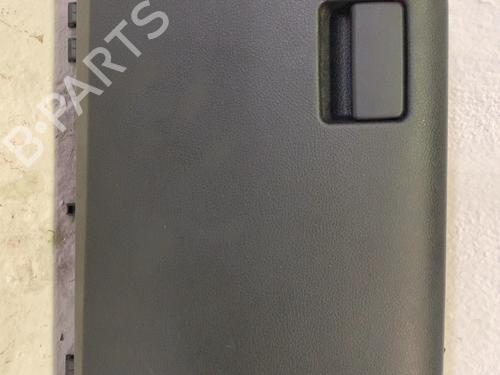 Used Glove box Glove box TOYOTA COROLLA Hatchback (_E21_, _EA1_, _EH1_) 1.8 Hybrid (ZWE211, ZWE219) (122 hp) 34607924 34607924