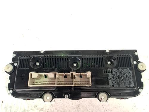 Climate control VW PASSAT B6 (3C2) 2.0 TDI 16V | BP32257696I5