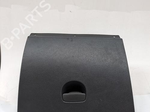 Używane Schowek pasażera DACIA SANDERO II TCe 90 (B8M1, B8MA, B8AC) (90 hp) 23974850