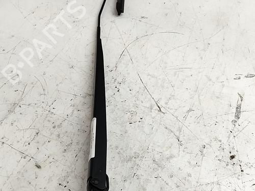 front-windshield-wiper-arm-fiat-500e-332_-2020-39556189 main image